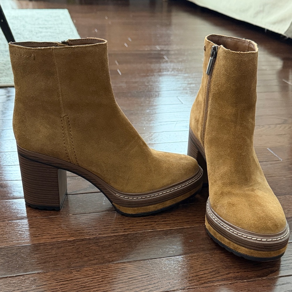 Steve Madden Lug Sole for Suede Ankle Boots